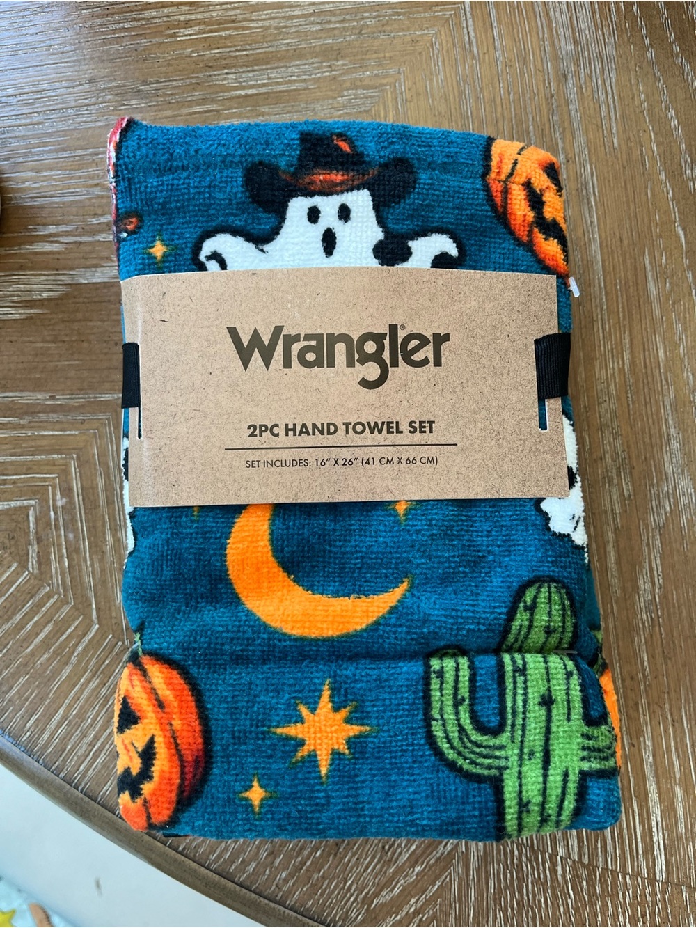 Set of 2 Wrangler Halloween Print Hand Towel Set